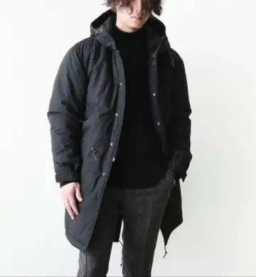 MAIN ATTRACTION TYPEWRITER 모즈 코트