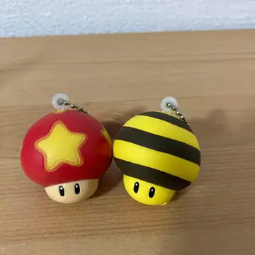 마리오 카트 마리오 슈퍼 버섯 키링 2개 세트