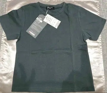 새상품 다크 그레이 T셔츠