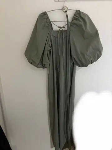 RANDA 볼륨 슬리브 맥시 원피스