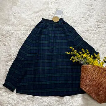 새상품 프릴 블라우스 스탠드 목걸이 코튼 블랙워치 M~L