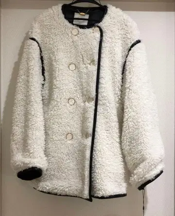 Rady 보아 코트 화이트 M 사이즈