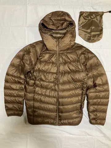 UNIQLO 울트라 라이트 다운 파카 (3D 컷) 남성용 M 브라운