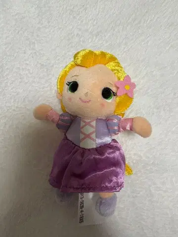 라푼젤 인형 배지 디즈니 스토어