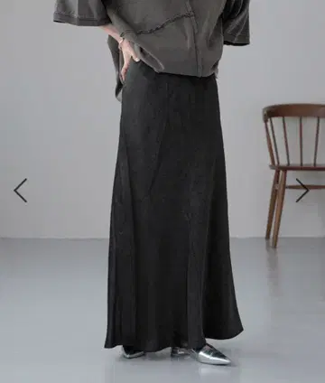 LOWRYSFARM 스트레치 새틴 스커트 S 사이즈