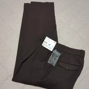 새상품 UNIQLO 히트텍 턱 테이퍼드 팬츠 M