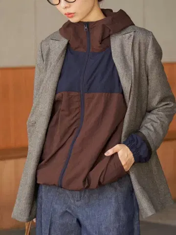 La Hutte 라유트 컬러 후드티 이에나