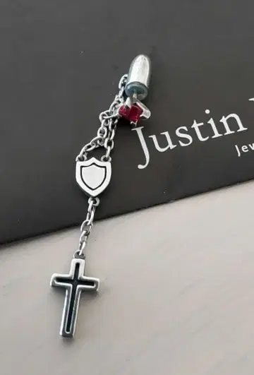 저스틴 데이비스 귀걸이