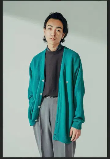 [ 별주 ] PENNEYS x DOORS THE FOX V넥 가디건