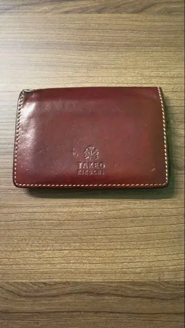 TAKEO KIKUCHI 브라운 가죽 명함지갑