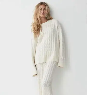 H&M 케이블 니트 스웨터 L 사이즈 크림 ZARA UNIQLO