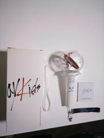 [ 새상품급 ] Straykids 응원봉 리노 데코 스티커 스트랩 포함