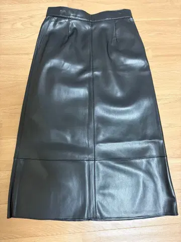 BABYLONE 인조 가죽 블랙 A 라인 스커트 38