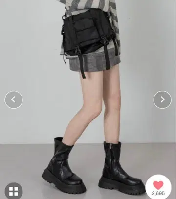 인사이드 지퍼 미들 기장 통굽 부츠 24cm