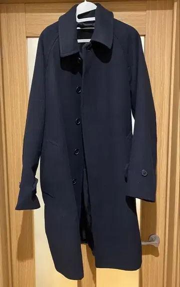 유니클로 싱글 브레스티드 코트 페더러 착용 모델 네이비 M 사이즈