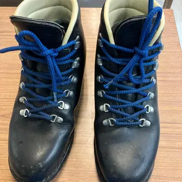 크리스마스까지 할인 MERRELL WILDERNESS 하이컷 등산화