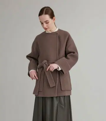 PUBLIC TOKYO 벨트 달린 숏코트