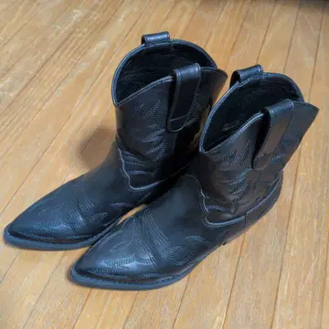 MOUSSY 블랙 가죽 웨스턴 부츠 중간 힐