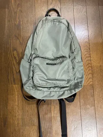 스탠다드 서플라이 나일론 백팩