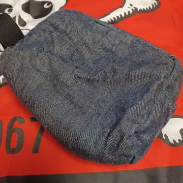 에비수 데님 클러치백