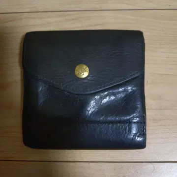 일비종떼 ILBISONTE 블랙 가죽 접이식 지갑