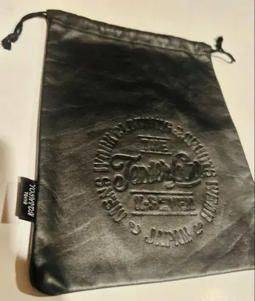 Tenderloin 블랙 가죽 케이스 가방