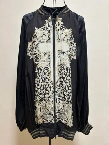 SHARE SPIRIT 크로스 레이스 스카잔