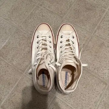 CONVERSE 화이트 하이컷 스니커즈