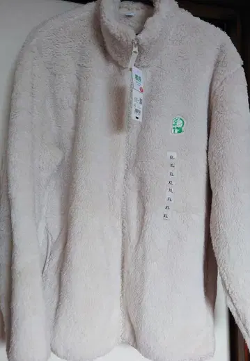 유니클로 도라에몽 퍼리 리프 플리스 풀집 자켓 XL 택 포함