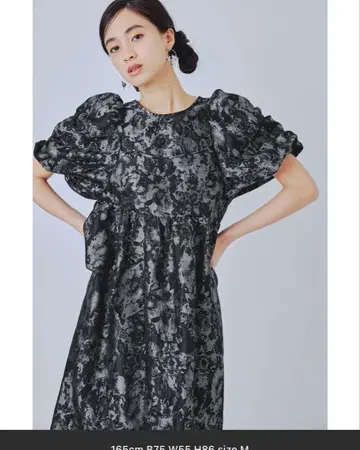 버블 슬리브 자카드 드레스 원피스