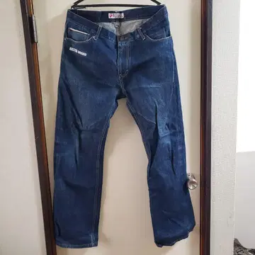 NESTA BRAND 셀비지 자수 데님 34