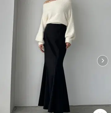 블랙 플레어 롱 스커트