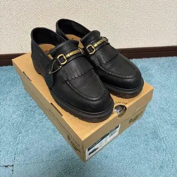 Dr. Martens Adrian Snaffie 30610001
