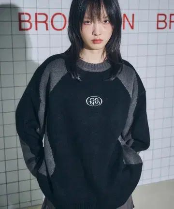 CP Emblem Embroidered Pullover Black
