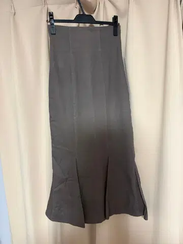 SNIDEL 그레이 타이트 스커트