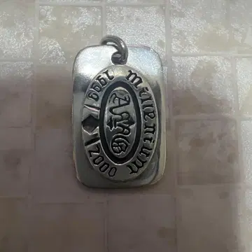 A&G 로고 플레이트 펜던트