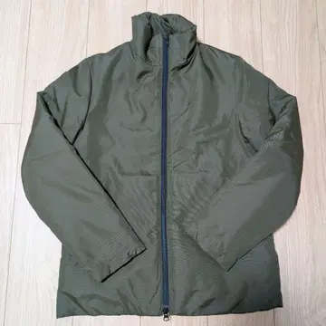 AUDREY and JOHN WAD 다운 코트 카키