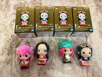 제일복권 원피스 메모리 오브 히로인즈 E상 컴프 4체 세트.