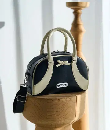 FREAK'S STORE x OUTDOOR 2WAY 에나멜 보스턴 백