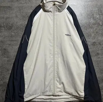 [ 당시 제품 ] Umbro 나일론 자켓 화이트/네이비