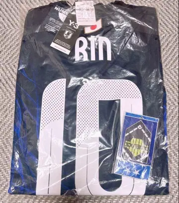 이토시 린 아디다스 x 블루 록 이세탄