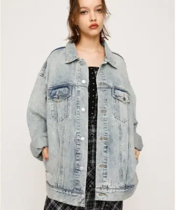 라이트 블루 오버 사이즈 데님 자켓