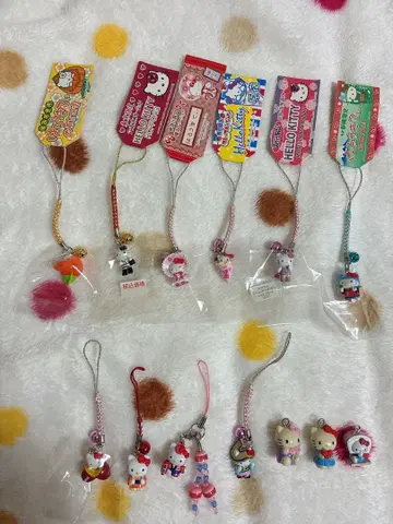 [ 초레어 ] 지역 한정 키티 매듭 스트랩