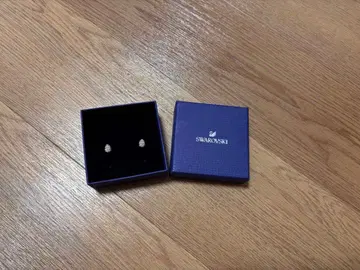 Swarovski 핑크 골드 드롭형 귀걸이