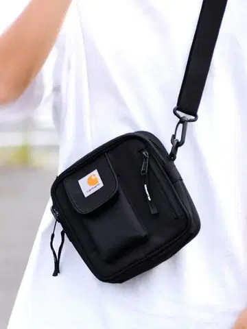 Carhartt 블랙 숄더백