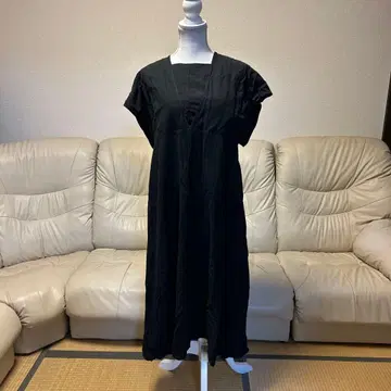 블랙 V넥 반팔 롱 원피스