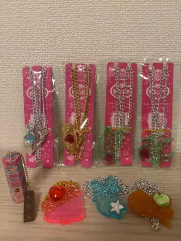 45주년 세본스타 목걸이 6개, 세본스타 키링 1개