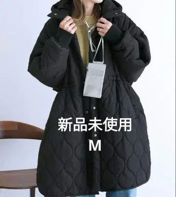 미사용 새상품 reca 레카 퀼트 후드 부착 코트 M 사이즈