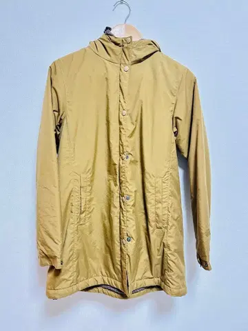 THE NORTH FACE 후드 부착 자켓 베이지