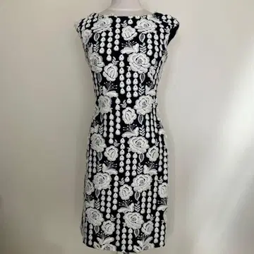 로렌 플로럴 패턴 원피스 드레스 원피스 올 패턴 꽃무늬 레이스 슬리브리스